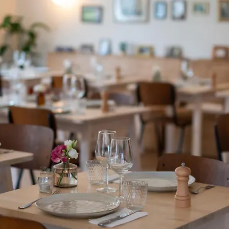 Restaurant La Voile Bleue Ξενοδοχείο 2*